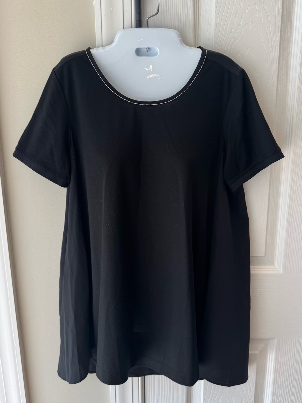 St. John Black Short-Sleeve Silk Shirt Vintage excellent condition Size S